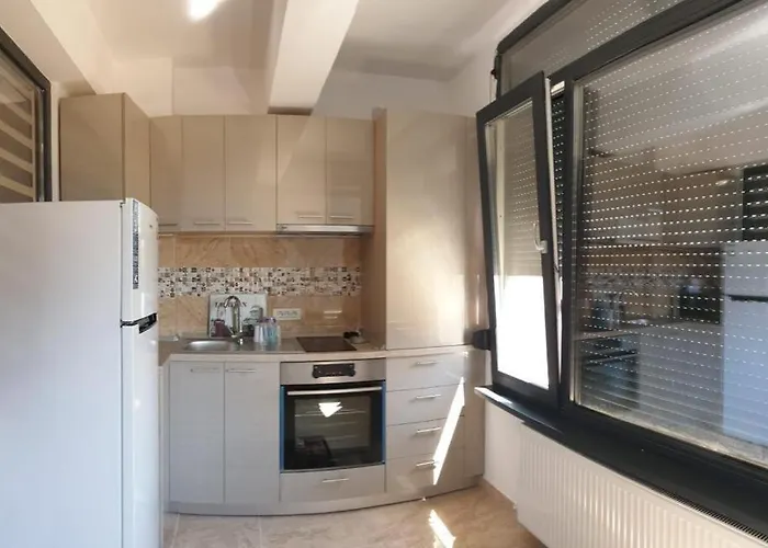 Smarald Apartman Konstanca