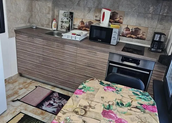 Smarald Apartman Konstanca